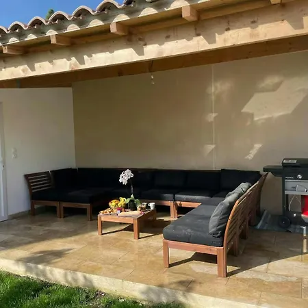 Casa-celine Elegant Family Escape Private Pool Apartment
