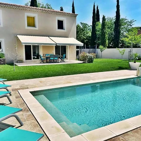 Casa-celine Elegant Family Escape Private Pool L'Isle-sur-la-Sorgue