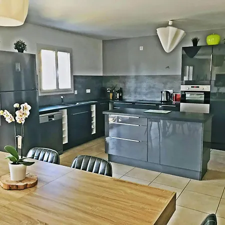 Apartment Casa-celine Elegant Family Escape Private Pool